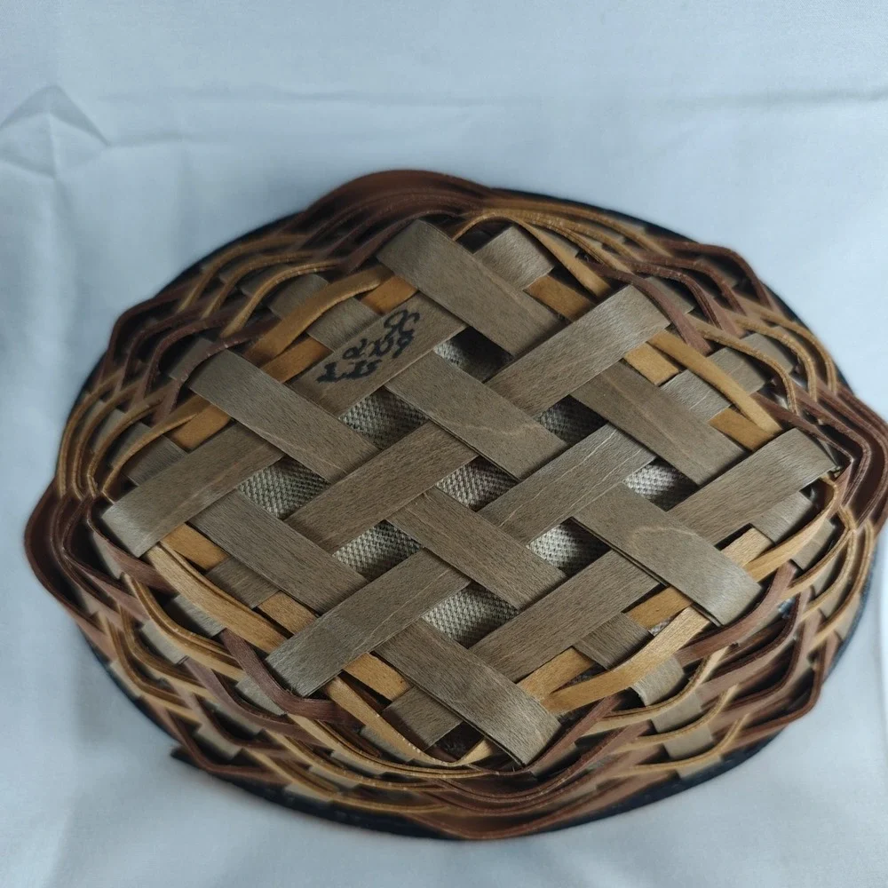 2009‎ Longaberger Small Chestnut Oval Diamond Basket Set w/Protector and Liner